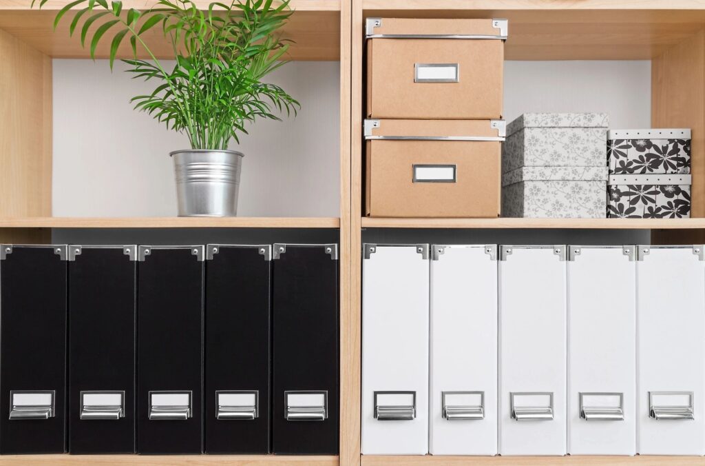 PIcture of an organized office.